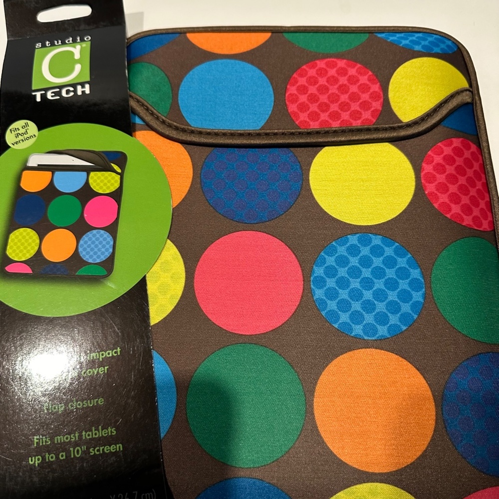 Studio C Tablet Sleeve. New.